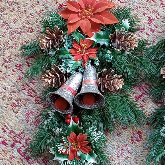 Matching 18" vintage christmas hangings - Picture 4 of 6